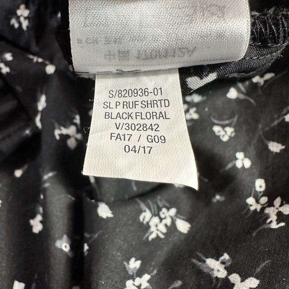 Old Navy Size X Large Black White Floral Cap Sleeve Ruffle Button Shirt Dress - Picture 9 of 9